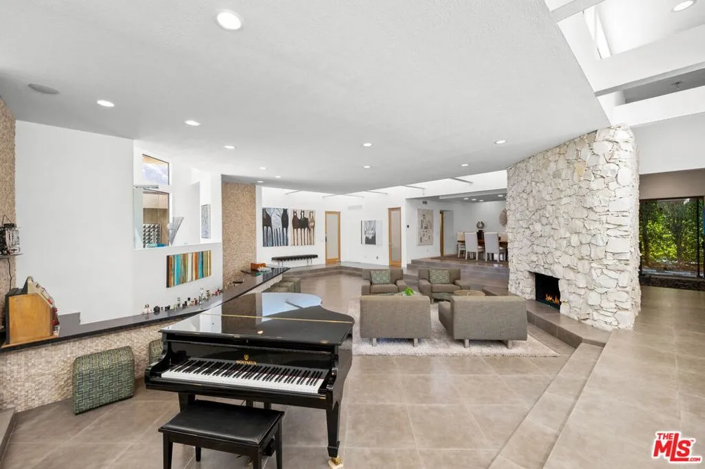 1650 E Murray Canyon Drive, Palm Springs, California 92264 home-pic-16